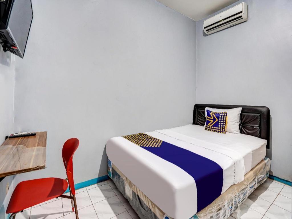 Hotel Spot On 90147 Gosepa Ambengan Plaza Surabaya Exterior foto